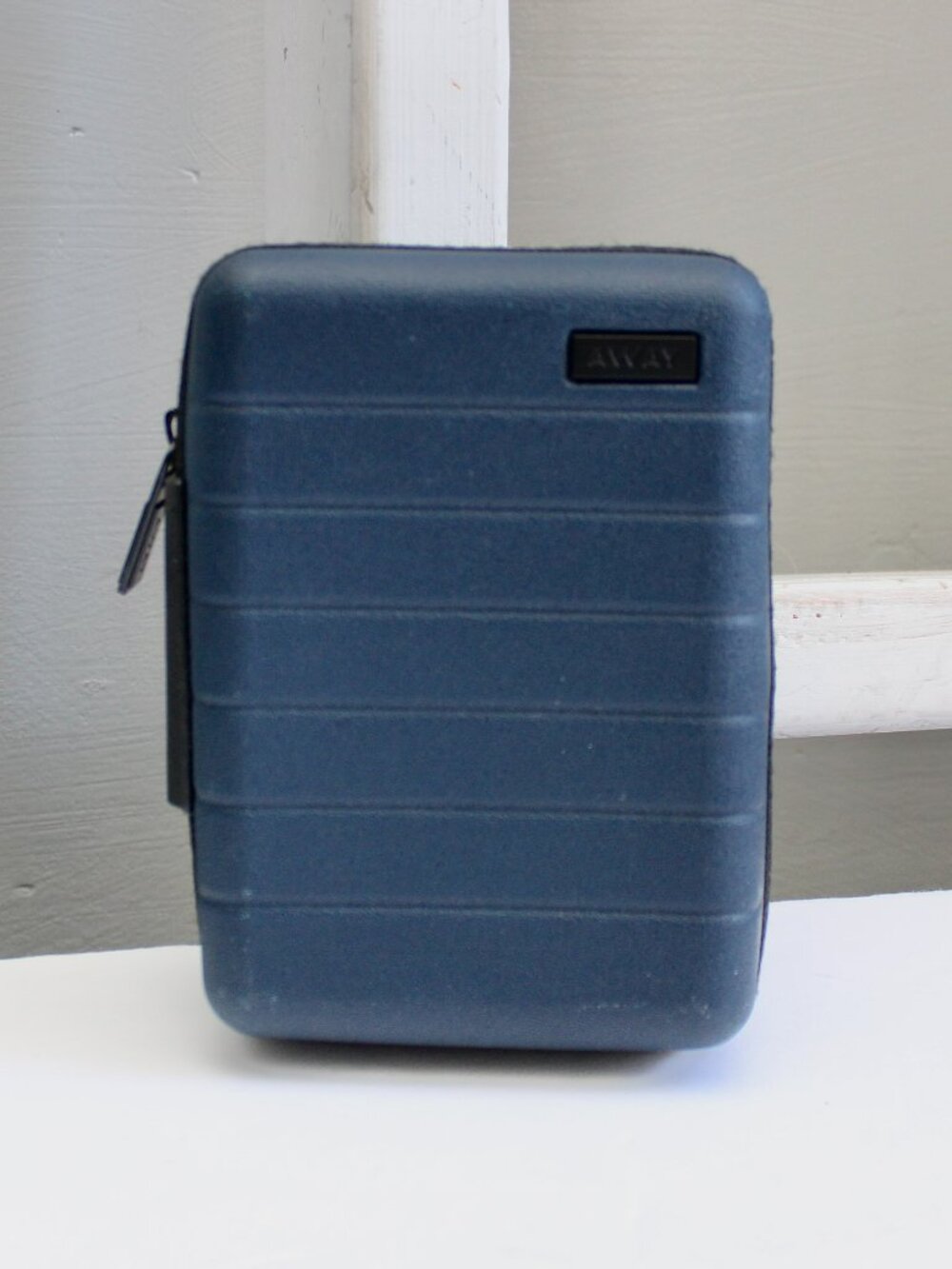 Away x United Airlines Mini Hard Travel Case Toiletry Makeup Tech Kit Navy Blue